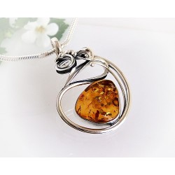 Bernsteinschmuck - Bernstein-Anhänger  Silber-925 AM159