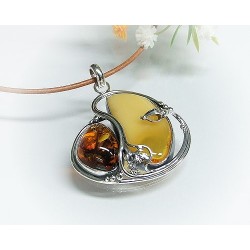 Bernsteinschmuck - Bernstein-Anhänger  Silber-925  (AM255)